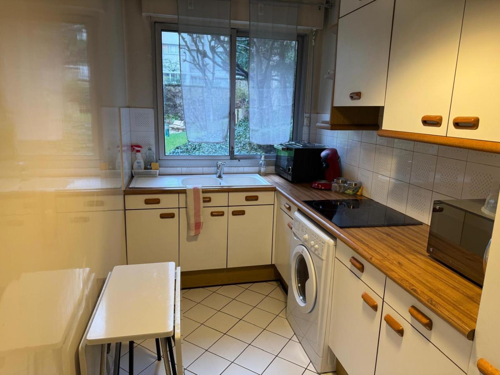 Le Cosy Du 12eme Parijs